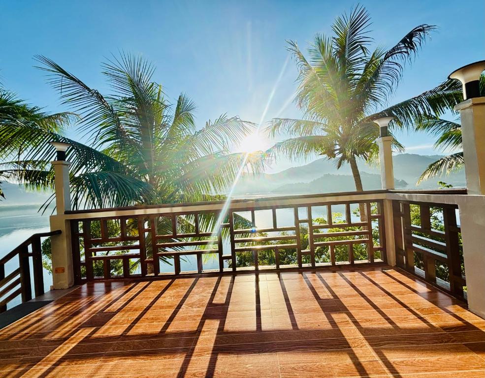 Naturlandskabet i nærheden af villaen