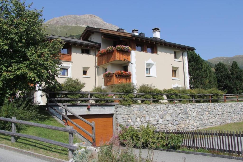 Budova, kde se apartmán nachází