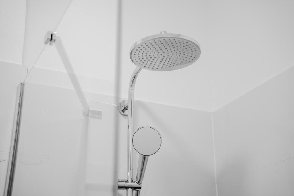 Majestic Square View Residence - 18