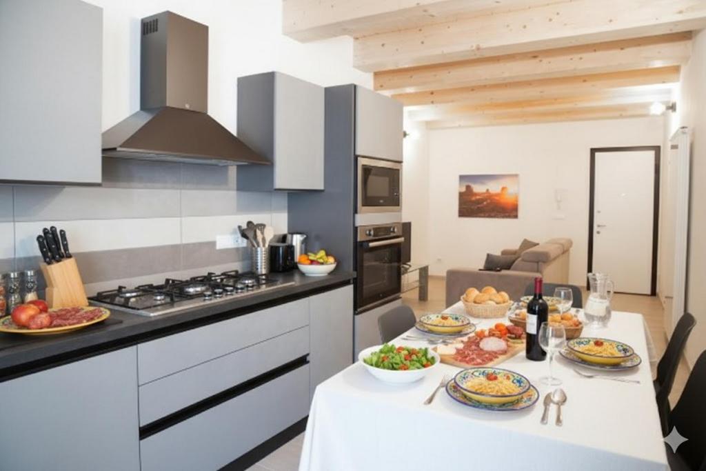 Η κουζίνα ή μικρή κουζίνα στο HouseImperia