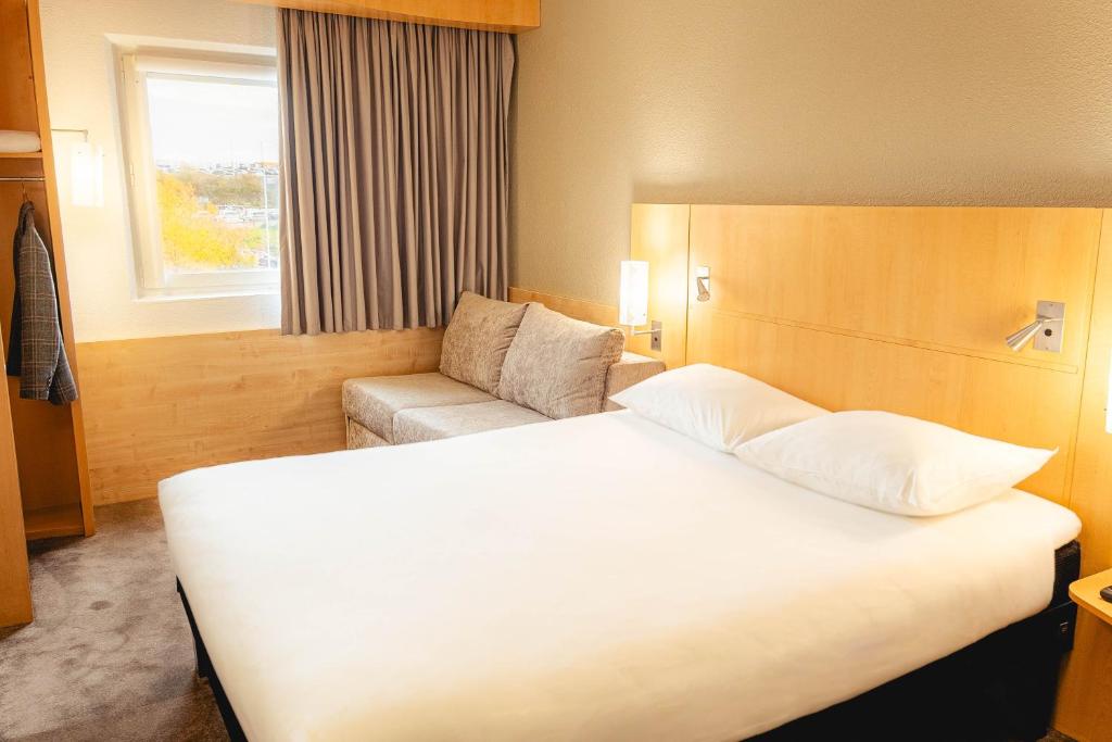 Ibis London Luton Airport - 