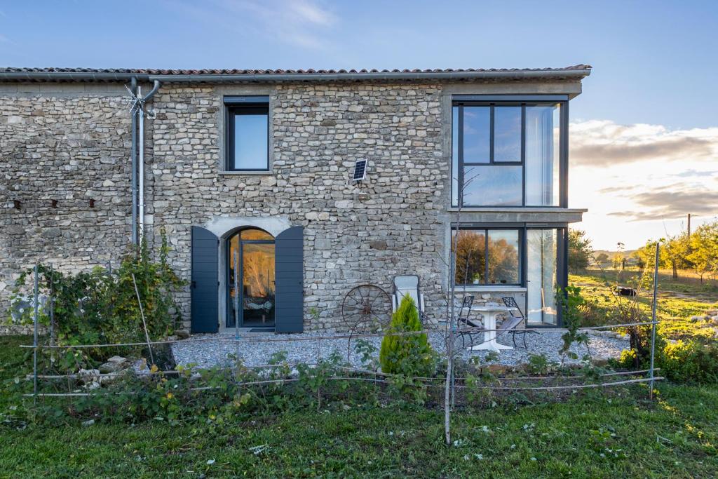 Κήπος έξω από το Gîte La Mosaïque