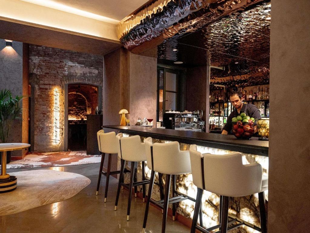 Restaurace v ubytování Pullman Riga Old Town - Renovated 2025