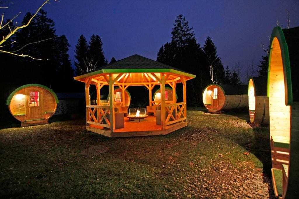 Ferienparadies Natterer See - 19