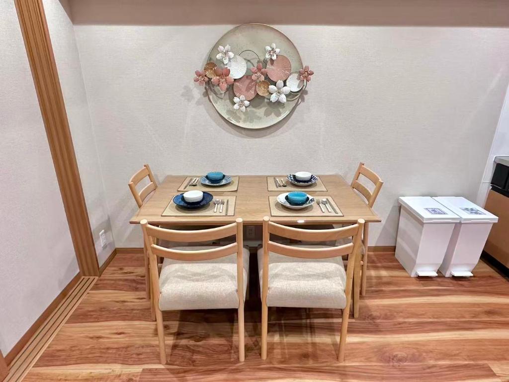 A新宿最中心 歌舞伎町 3bedrooms 2bathrooms 2toiltes步行到东新宿4分钟 步行到新宿9分钟 Max8