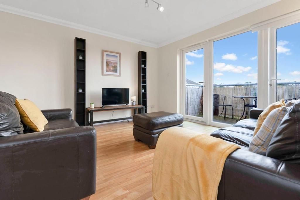 Μια τηλεόραση ή/και κέντρο ψυχαγωγίας στο Free Parking - Central - 2 Bedroom - 4 Guests