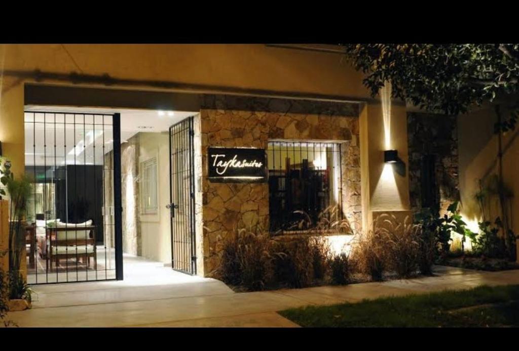 Galeriebild der Unterkunft Tayka Suites Apart Hotel in Salta