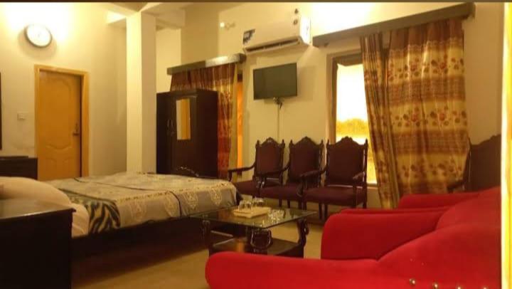 Et tv og/eller underholdning på Hotel The Oriel Islamabad