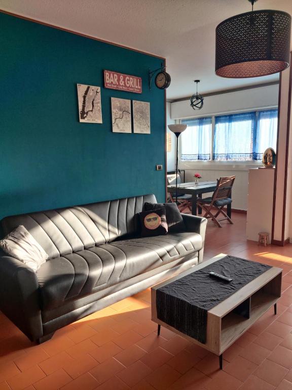 Nemi Relax Home - Appartamento tra l'aeroporto Linate, gli Ospedali Monzino e Maugeri, l'Unipol Dome e Fabrique