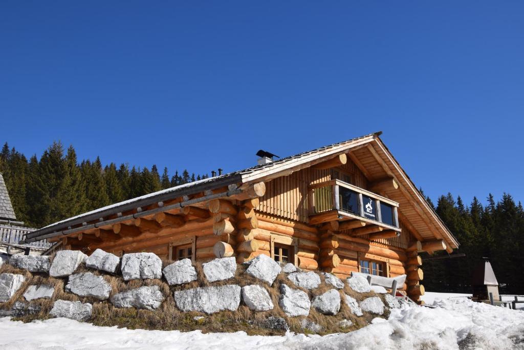 Budova, kde se prázdninový dům nachází