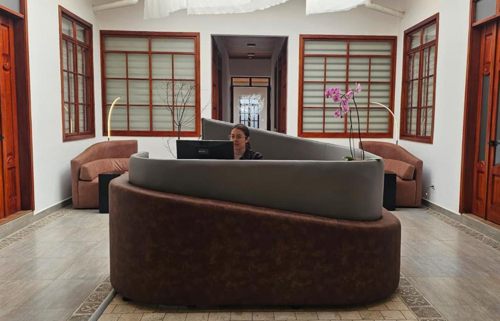 Χώρος καθιστικού στο Hotel Plaza San Sebastian