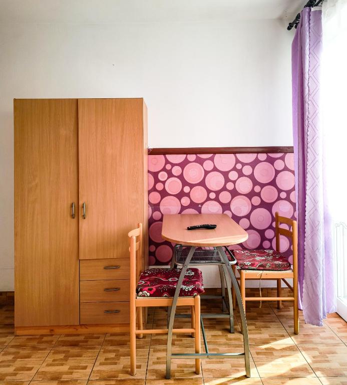 Tanie Noclegi Krysia Falsztyn - Twin Room With Private Bathroom