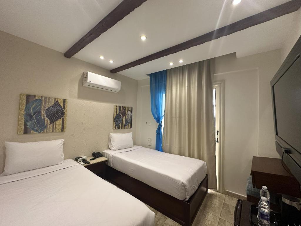 Pyramids Glory Inn - 4