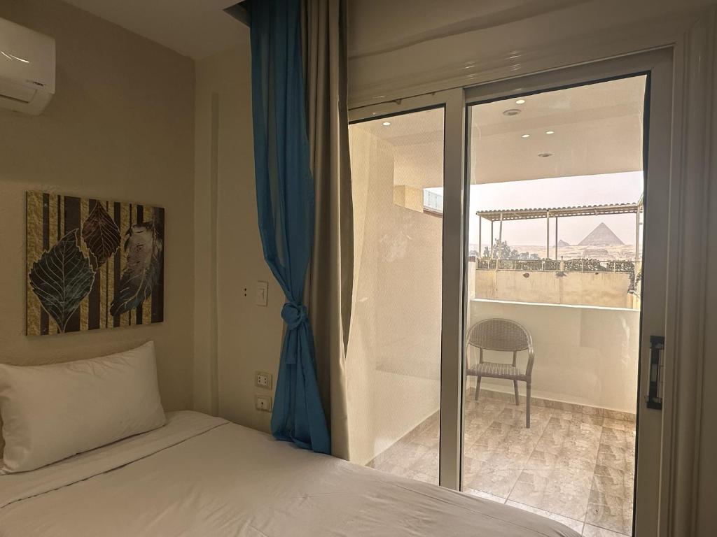 Pyramids Glory Inn - 1