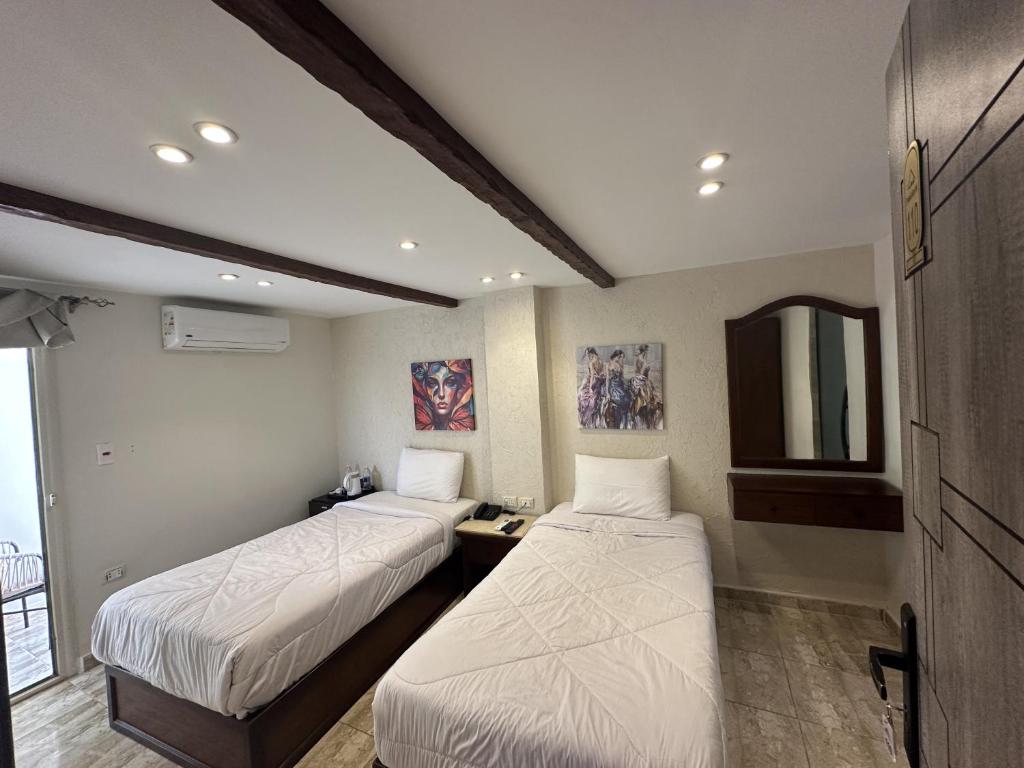 Pyramids Glory Inn - 16