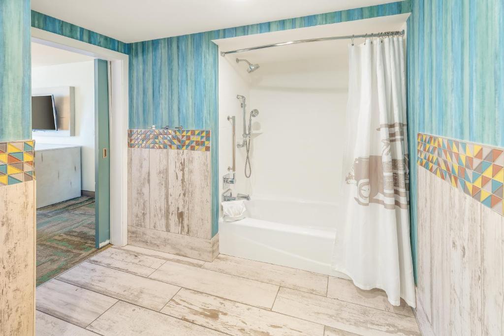 Margaritaville Island Inn - 