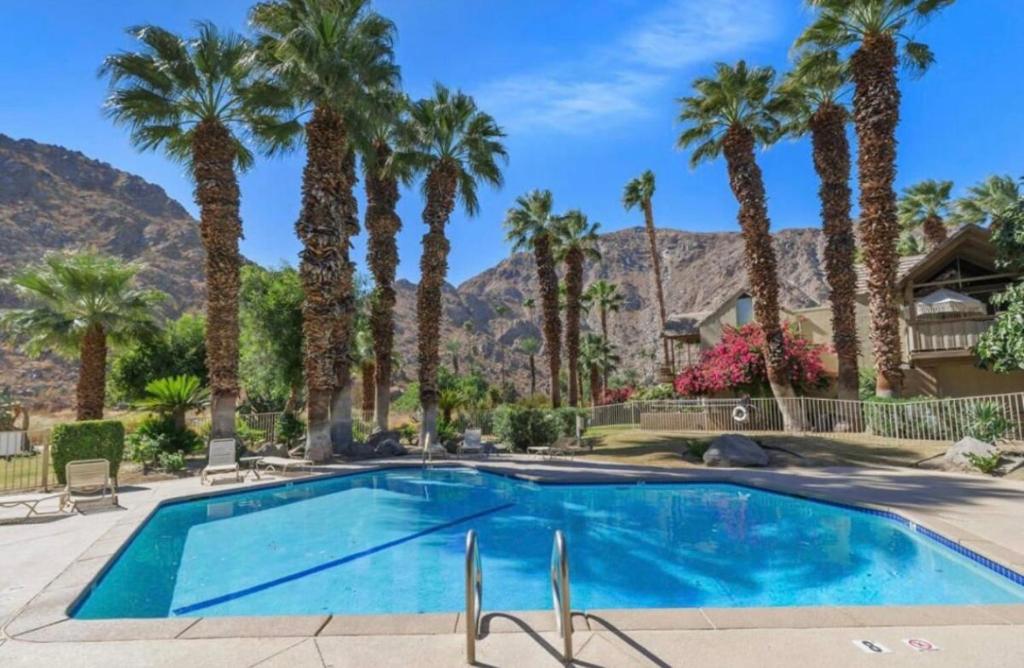 Fotografie z fotogalerie ubytování Beautiful Room & Bath by Desert Mountain at Indian Wells v destinaci Indian Wells
