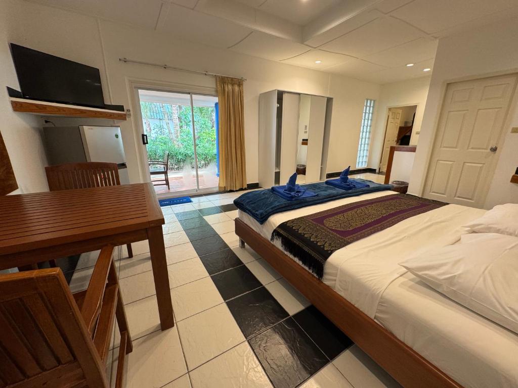 Lanta Island Resort - Bungalow Met 2 Slaapkamers