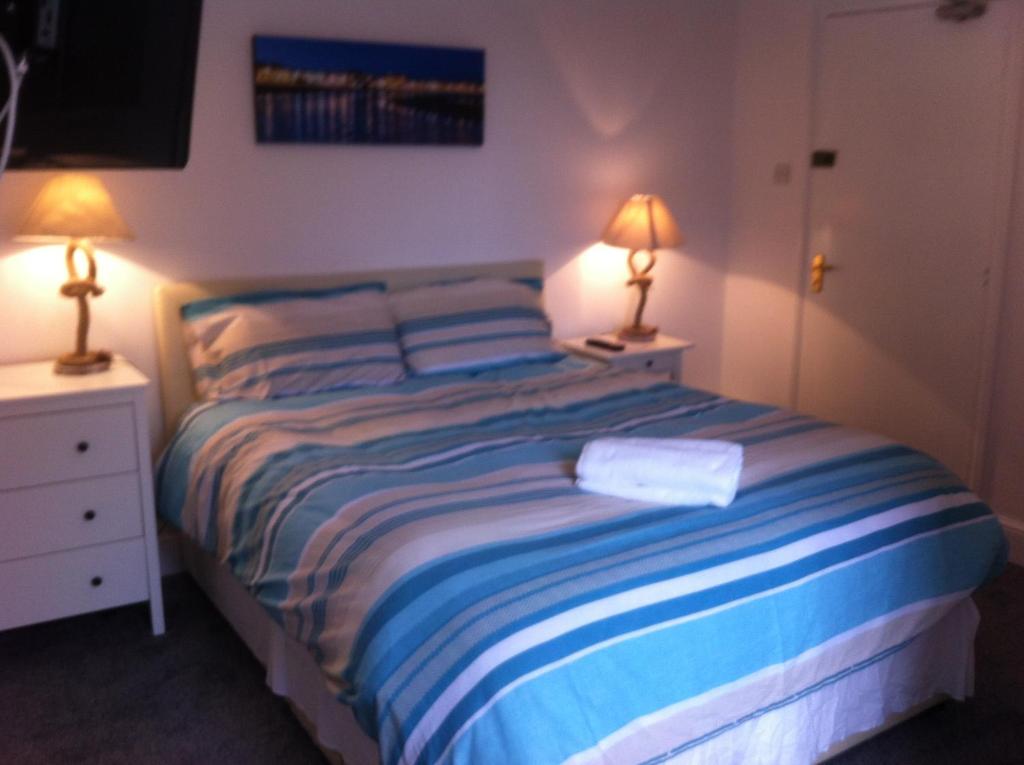 Timrick Lodge - Doppelzimmer Mit Kingsize-Bett