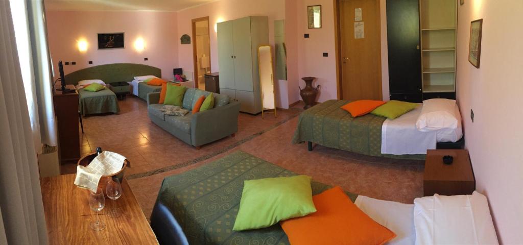 Hotel Salus - Vierpersoonskamer