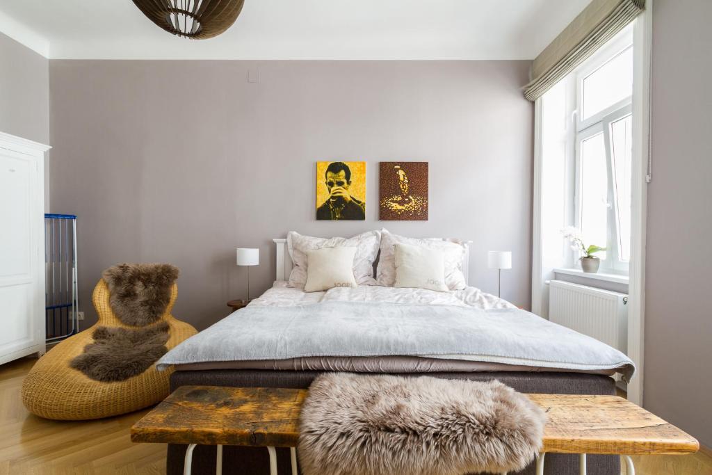 Postel nebo postele na pokoji v ubytování Apartment Vienna Your home abroad