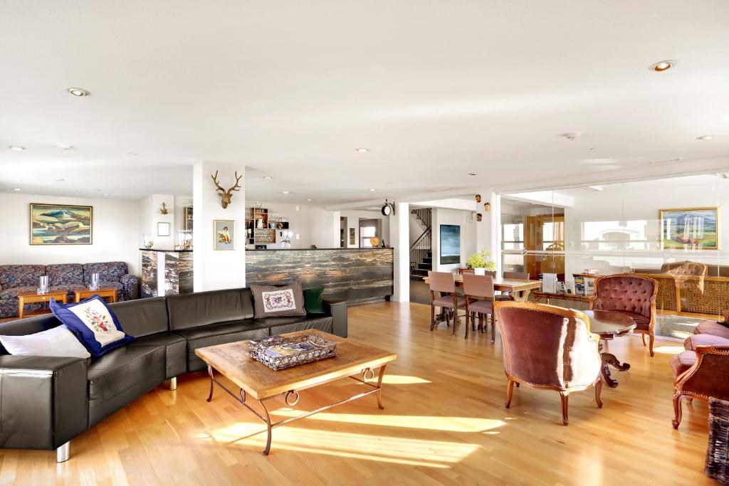 Gallery image of Eldey Airport Hotel in Keflavík