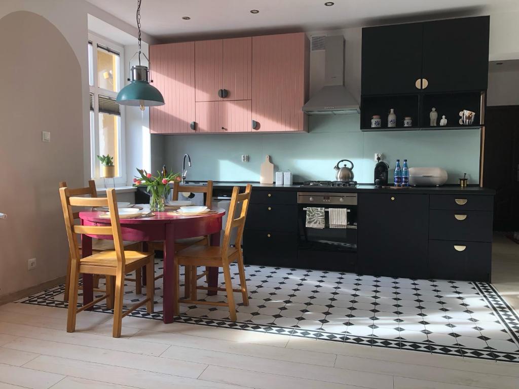 Kuchyň nebo kuchyňský kout v ubytování Kolor&Dizajn Apartament, Bielsko-Biała, City Center, Dworzec PKP