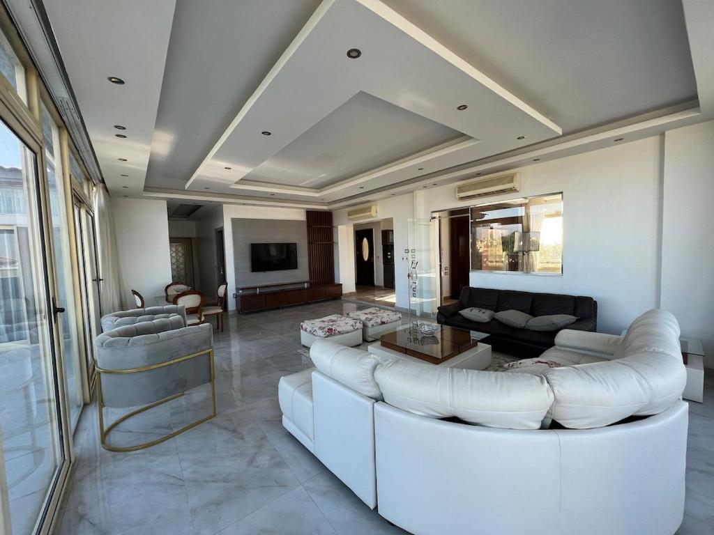Palm Hills penthouse - 3 bedroom, Sheikh Zayed (ažurirane cene za 2026 ...
