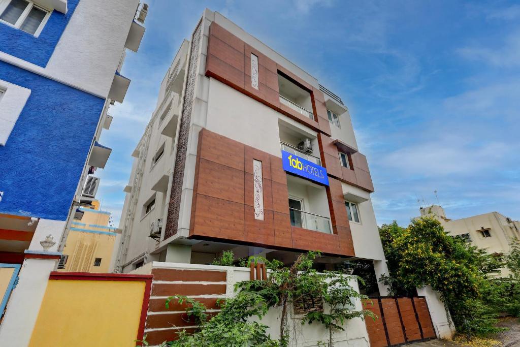 Το κτήριο όπου στεγάζεται  το ξενοδοχείο