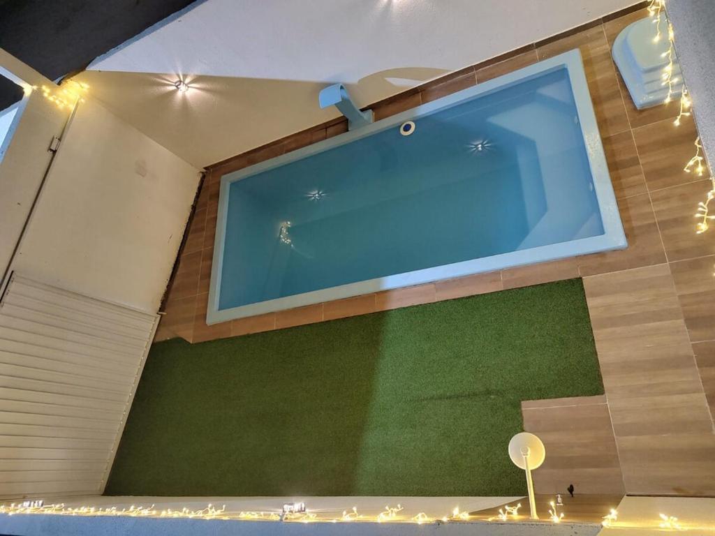 Ένα μπάνιο στο Casa Pé na Areia Arembepe Pirui