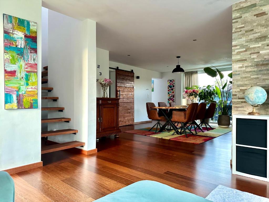 Φωτογραφία από το άλμπουμ του Dukes View -explore Haspengouw & surrounding towns σε Zoutleeuw