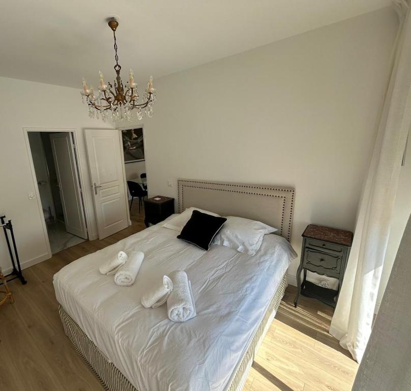 Giường trong phòng chung tại Cape Champagne