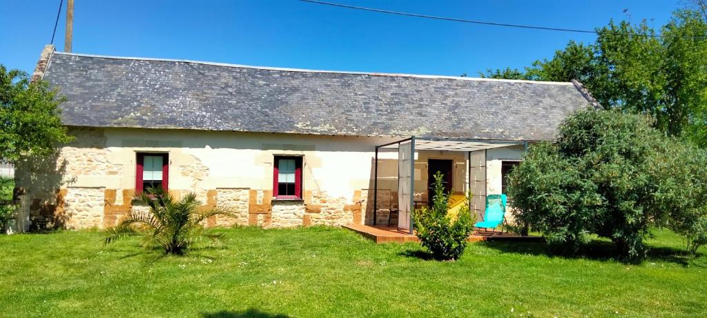 Κήπος έξω από το Gîte de l'Octroy Poitou