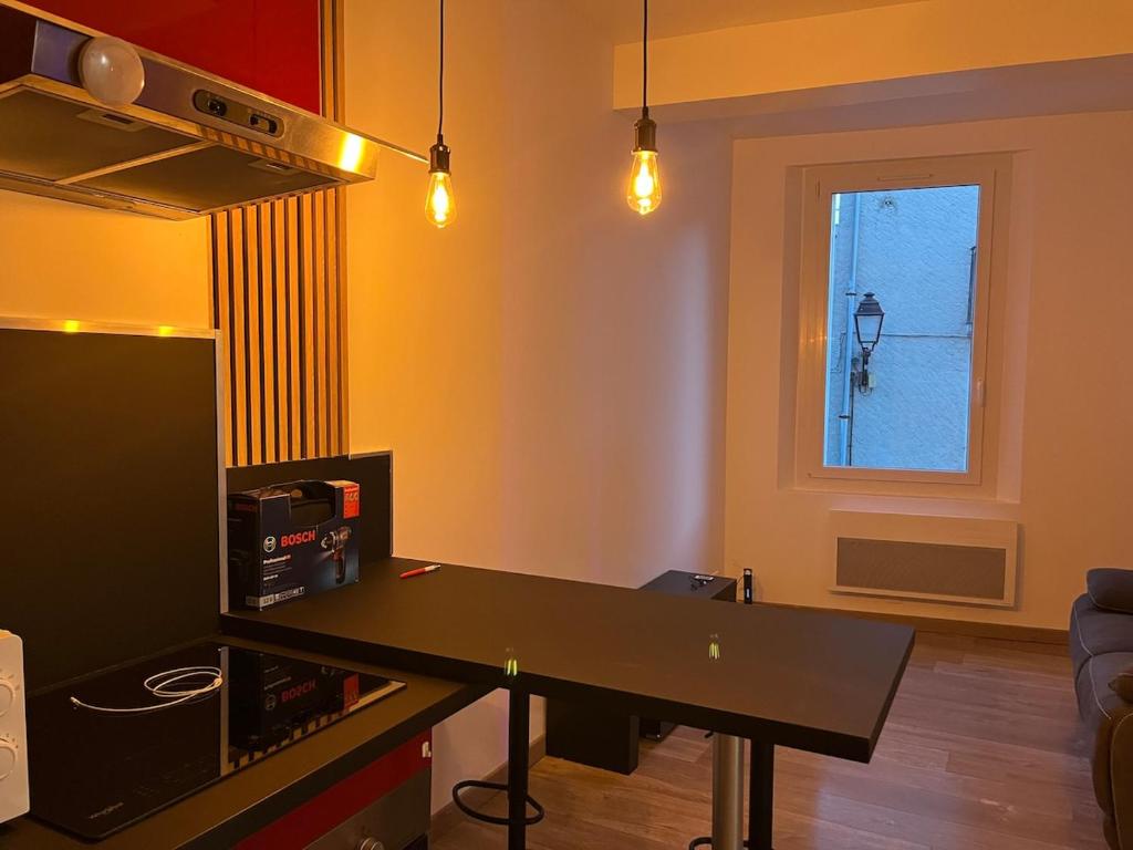 Η κουζίνα ή μικρή κουζίνα στο Charmant T2 à Volonne