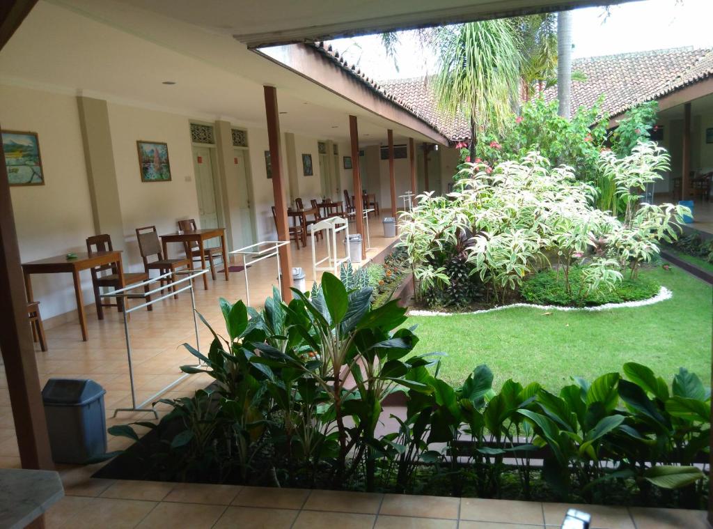Zahrada ubytování Hotel Besar Purwokerto