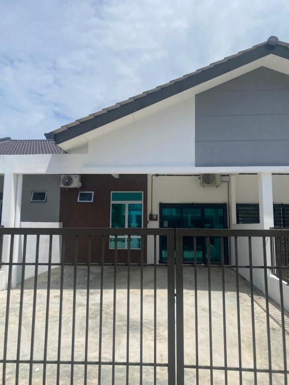 Bygningen som feriehuset ligger i