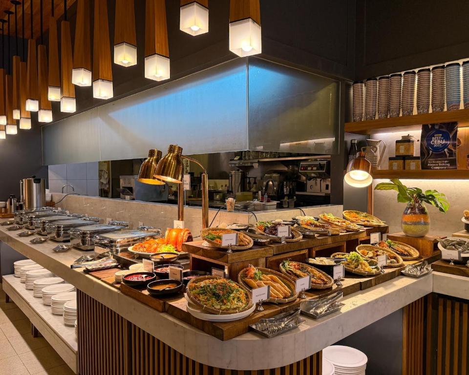 Φαγητό σε αυτό το διαμέρισμα ή κάπου εκεί κοντά