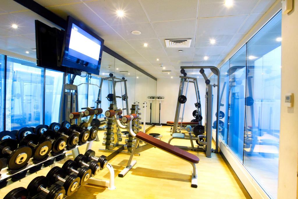 Fitness centrum a/nebo fitness zařízení v ubytování Samaya Hotel Deira