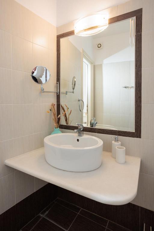 Anemomilos Beach hotel - 12