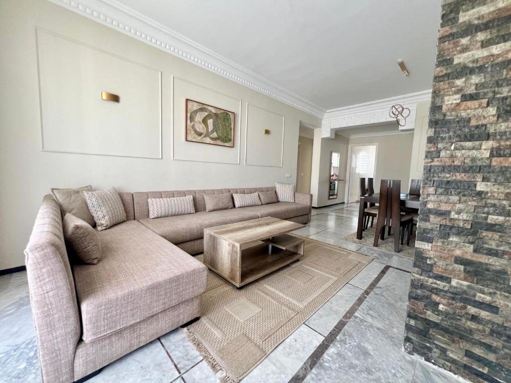 Posezení v ubytování Grand Appartement Vue mer à Ain Diab - Calme Absolu