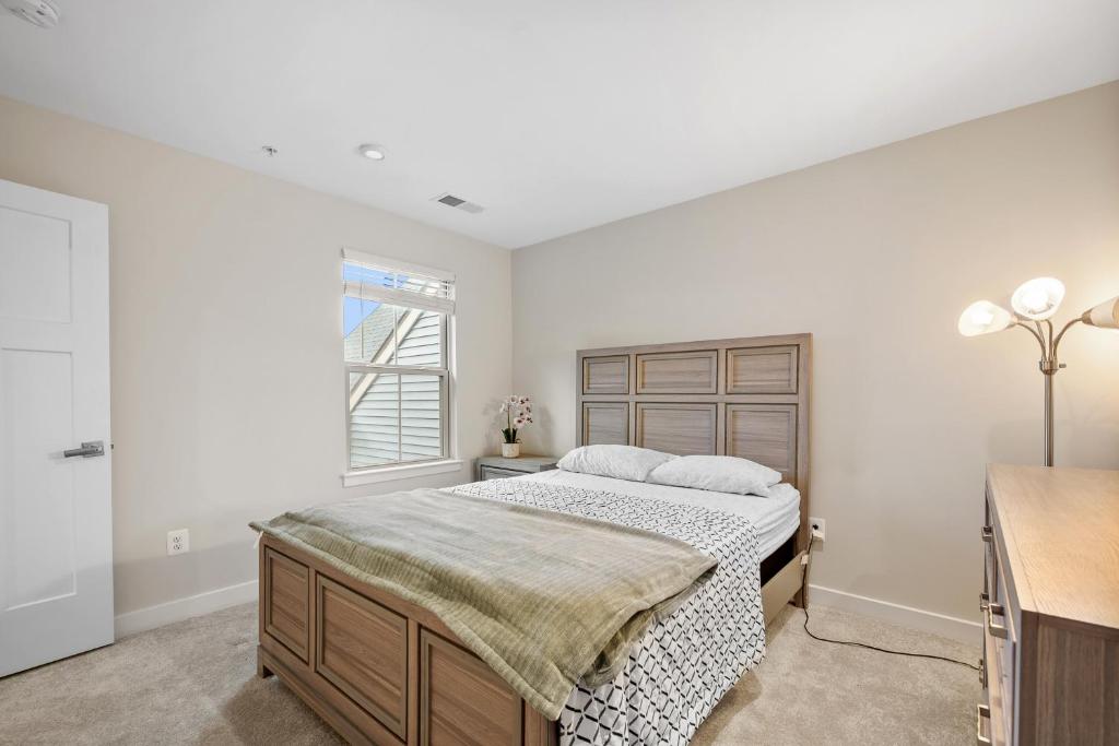 Ένα ή περισσότερα κρεβάτια σε δωμάτιο στο Private Room In A Modern Home