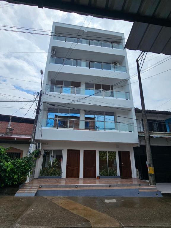 Το κτήριο όπου στεγάζεται  το διαμέρισμα