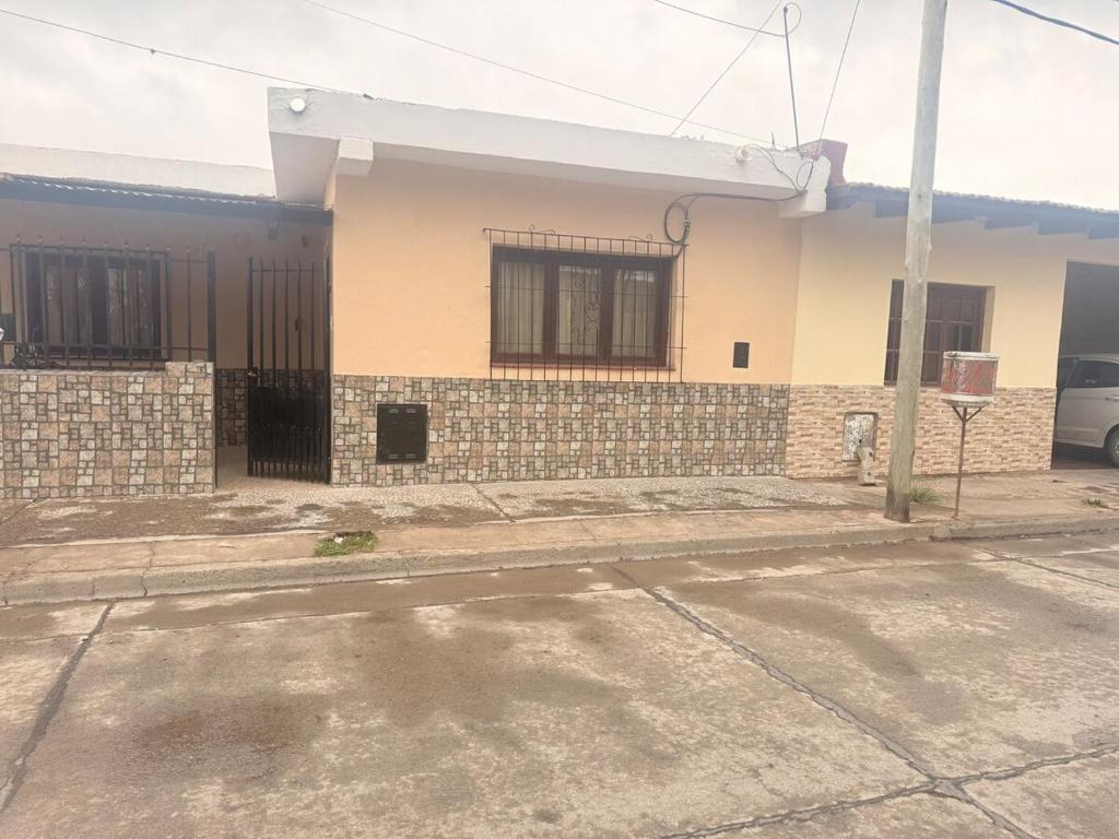 Tòa nhà nơi nhà nghỉ dưỡng tọa lạc