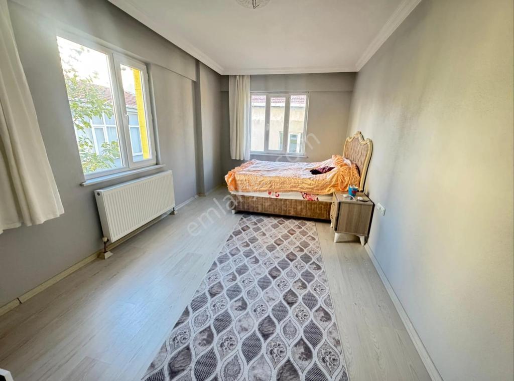 Ένα ή περισσότερα κρεβάτια σε δωμάτιο στο IS laam Hotel