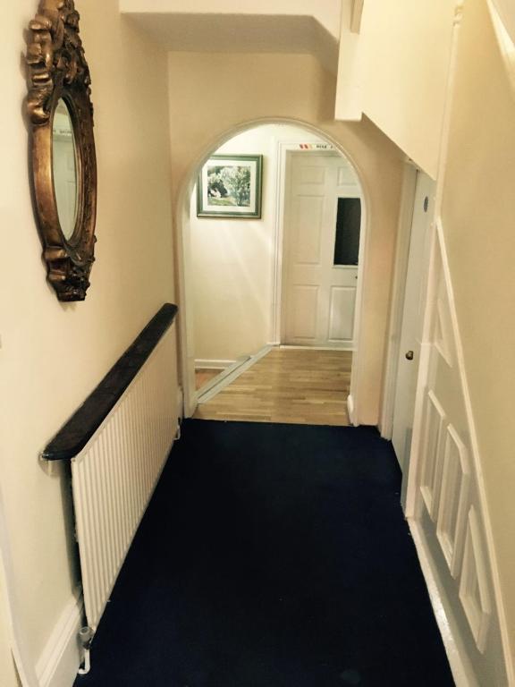 The Tudor House Hotel - Resim 22