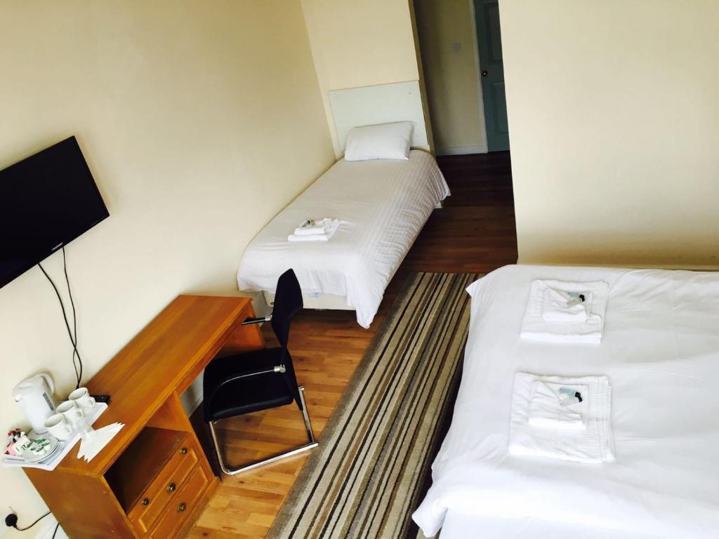 The Tudor House Hotel - Resim 15