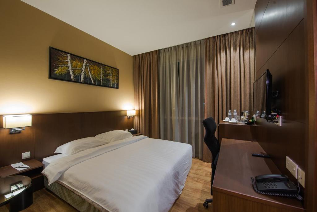TV a/nebo společenská místnost v ubytování Keoja Hotel