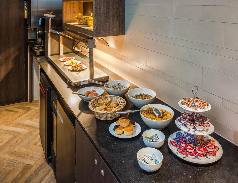 The Alfred Hotel - Resim 42