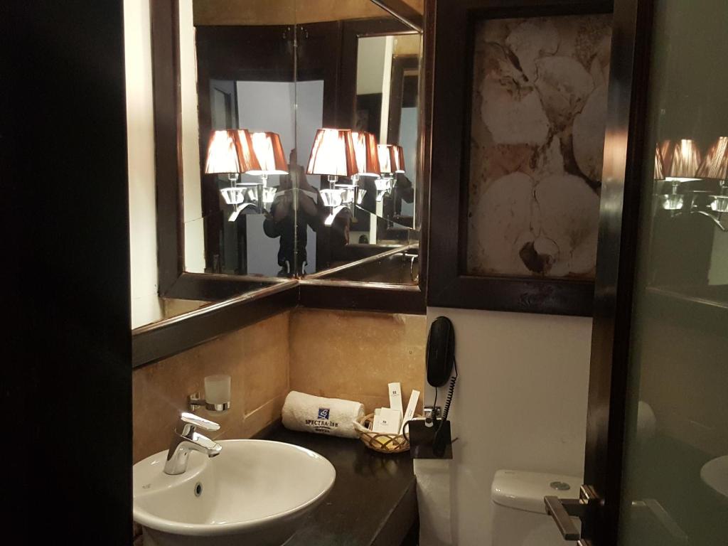Spectra Inn Hotel - Habitación Doble Estándar