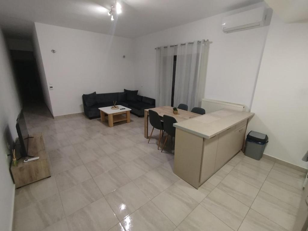 Posezení v ubytování Kilkis Topfloor Apartment